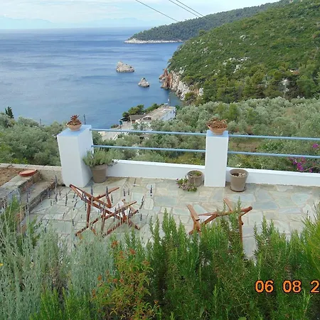 Semesterbostad Pigi Stafylos